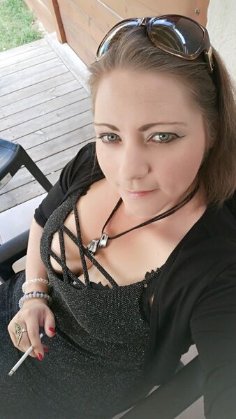  ,   Maya, 44 ,   ,   , c 