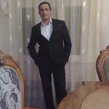  30193446  , 44 ,    