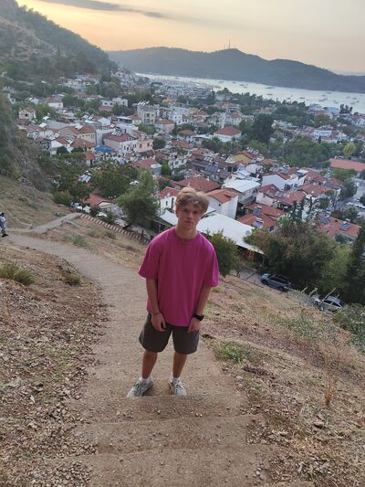  -,   Andrej, 18 ,   ,   