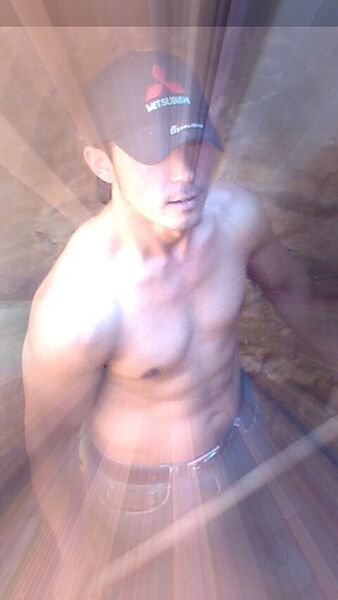  ,   Baxow, 37 ,  