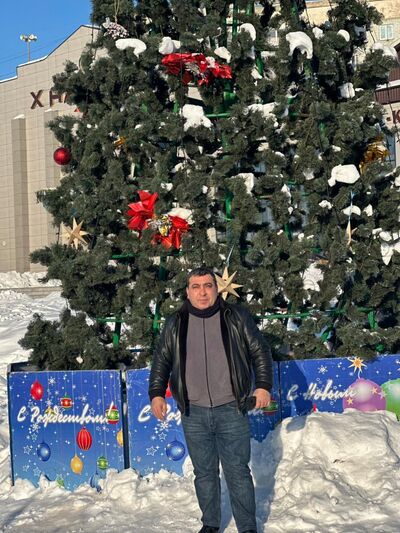  ,   Mark, 45 ,   ,   , c 