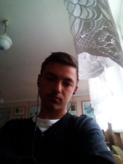  ,   Sasha, 24 ,   