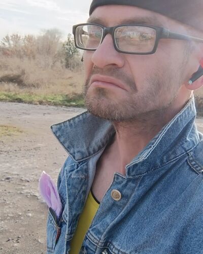  ,   Alexander, 39 ,   , 