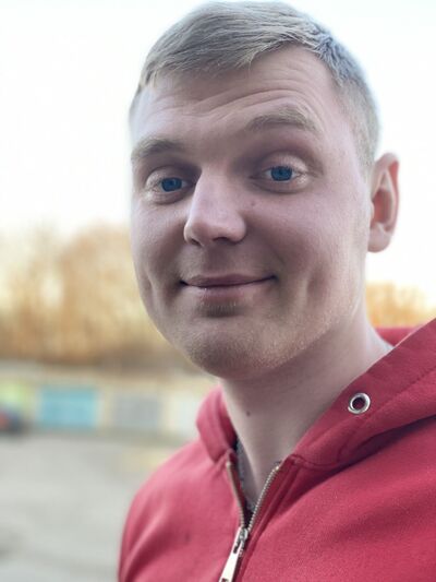 ,   Artem, 31 ,   ,   