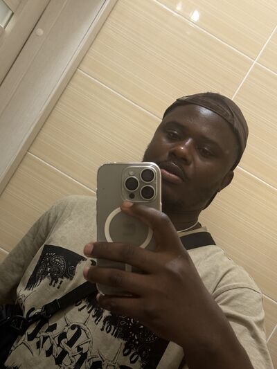   ,   Tochukwu, 24 ,   ,   , c 