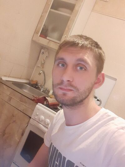 ,   Tvarina, 33 ,   ,   