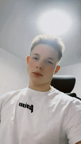  ,   Nikita, 18 ,   ,   , c , 