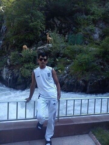  ,   Anush, 42 ,   ,   , c 