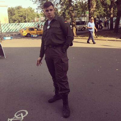  ,   Moritz, 26 ,   