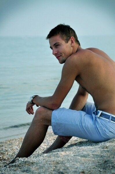  ,   Dima, 46 ,   