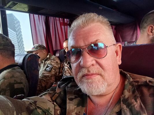  --,   , 52 ,   