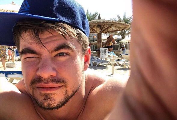  ,   Jon, 37 ,   ,   