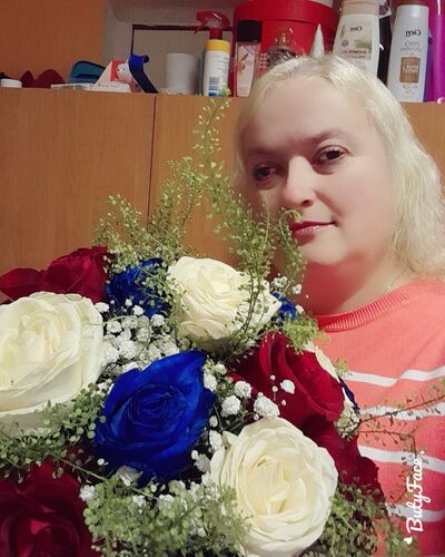  Chomutov,   , 44 ,   c 