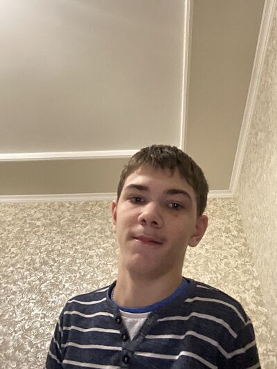  ,   Oleg, 20 ,   ,   