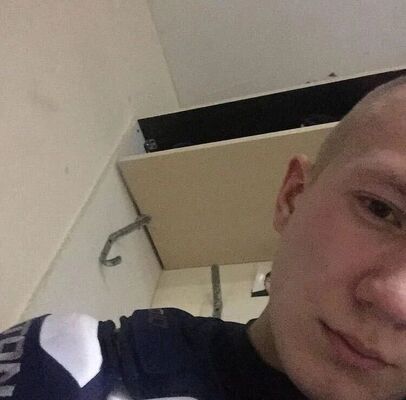  ,   Banker, 25 ,   ,   