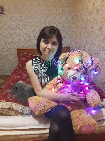  ,   Elena, 64 ,   c 