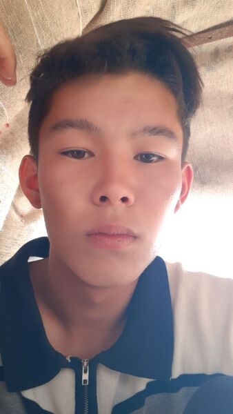  ,   Ernur, 19 ,     