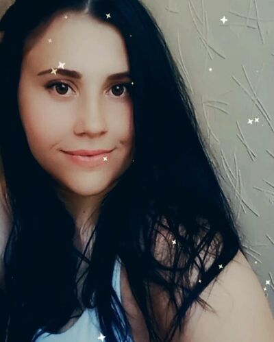  --,   Elena, 32 ,   ,   