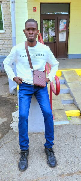  Palais-Bourbon,   Khalifa, 25 ,   ,   