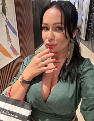  ,   Love, 39 ,   ,   , c 