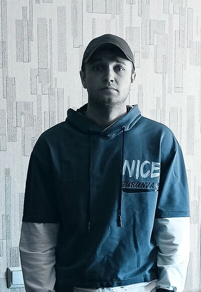  ,   Igor, 32 ,   ,   , c 