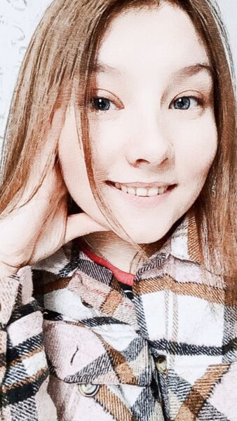  ,   Anastasia, 24 ,  