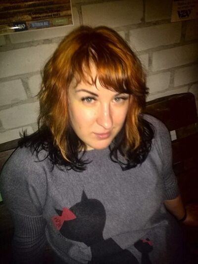  ,   Red Queen, 37 ,  