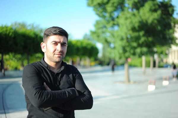  ,   Amin, 30 ,   ,   