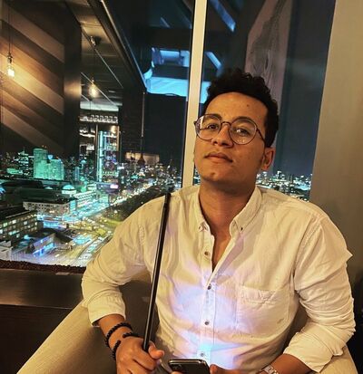  ,   Hussein, 30 ,   ,   , c 