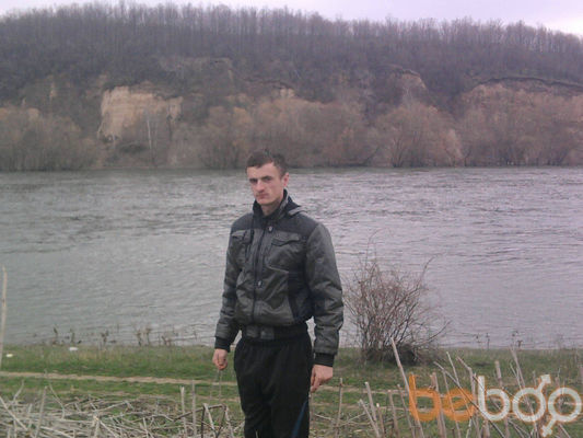  ,   Victor, 31 ,   
