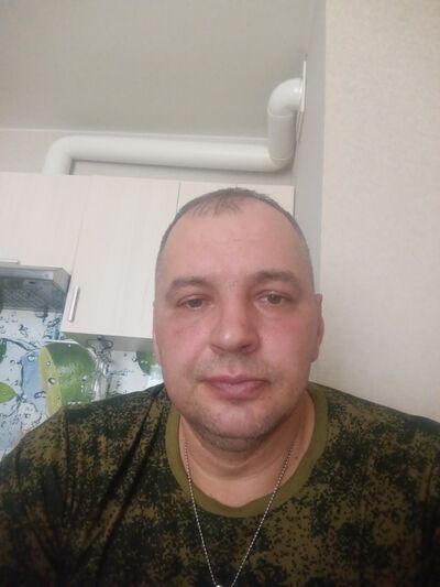  ,   Artem, 43 ,   ,   