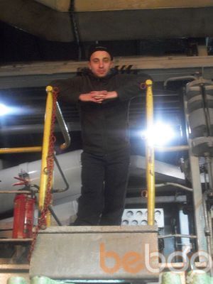  ,   Vitalik, 39 ,   