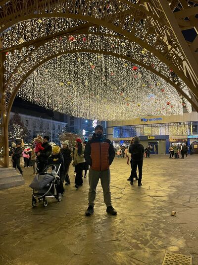   ,   Firuz, 40 ,     