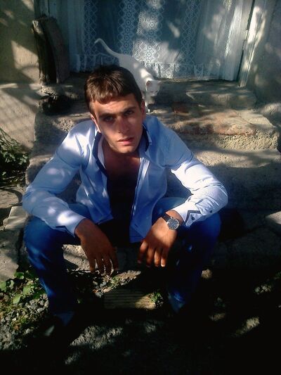  ,   Tiran, 32 ,   