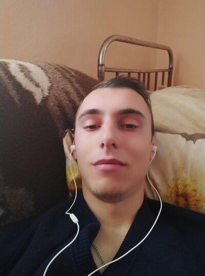  ,   Valer, 22 ,   ,   , 