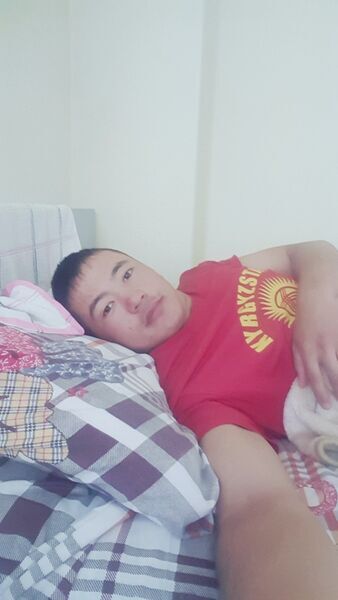  ,   Samat, 32 ,   