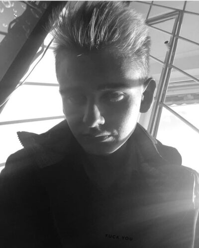  ,   Illya, 24 ,   ,   , c 