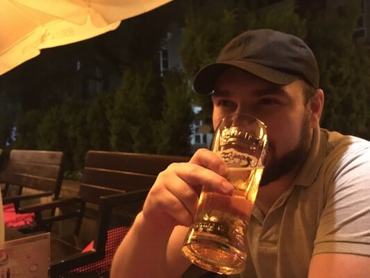  ,   Artem, 36 ,   ,   