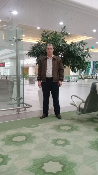  ,   Meret, 46 ,   ,   , c 