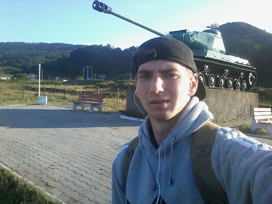  ,   Vlad, 32 ,   ,   , c , 