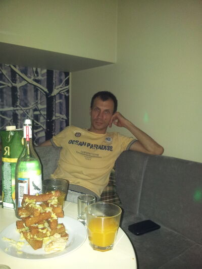  ,   Alex, 46 ,   ,   , c 