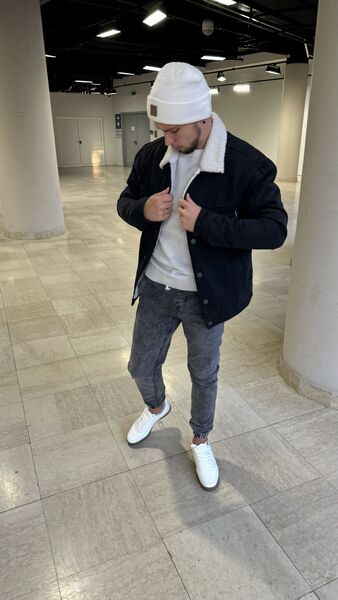  ,   Aleksej, 29 ,     , c 