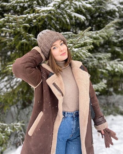  ,   Yanusya, 28 ,   ,   