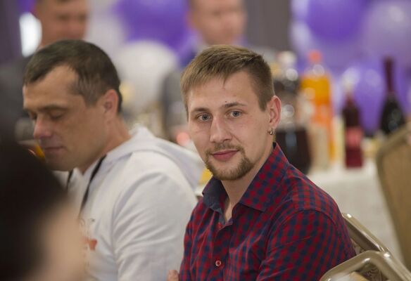  ,   Alexander, 27 ,   ,   