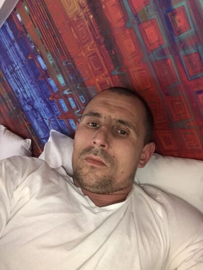  Abbots Langley,   , 45 ,  