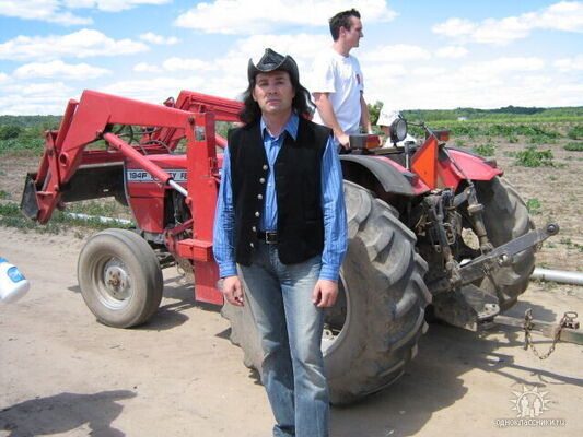  ,   Michael, 52 ,   ,   , c 