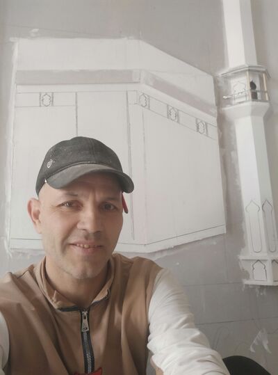  ,   Umid, 44 ,   ,   , c 