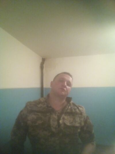  ,   Oleksandr, 35 ,   ,   , c 
