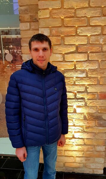  ,   Valentin, 41 ,   ,   , c 