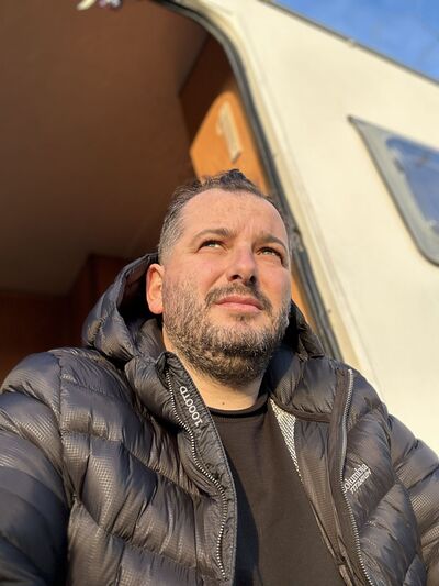  Mimarsinan,   Emre, 40 ,     , c 